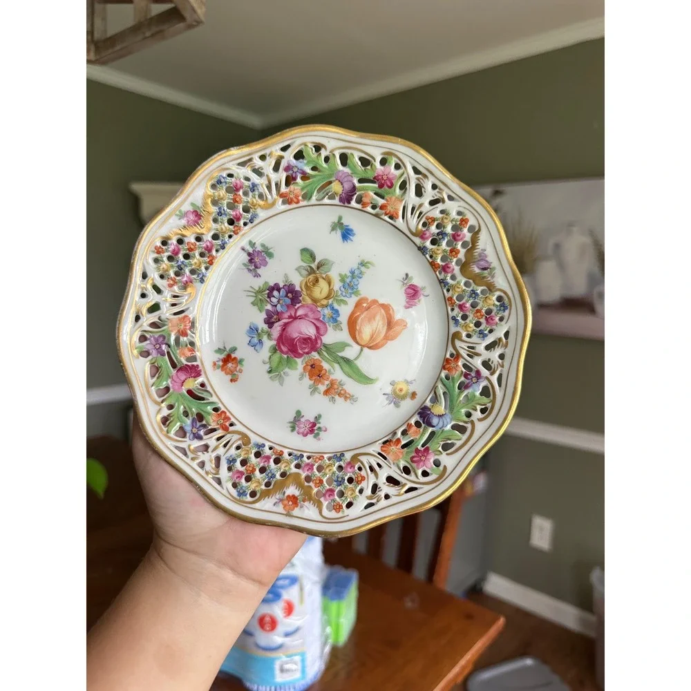 Schumann Dresden Bavaria Reticulated Floral Porcelain Pedestal Cake Stand Plate